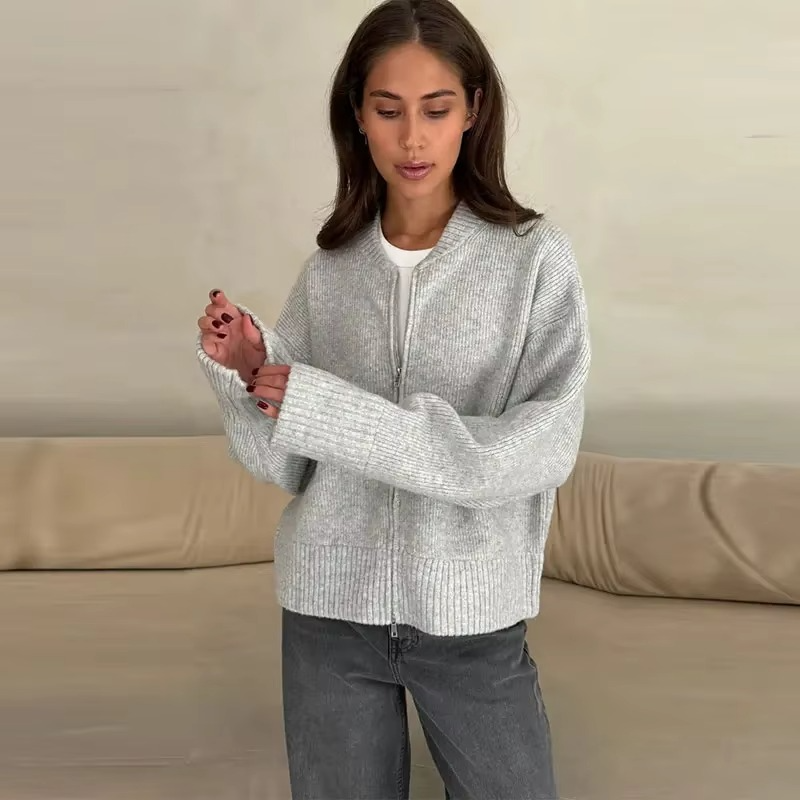 Women's Zipped Knit Cardigan for All Seasons