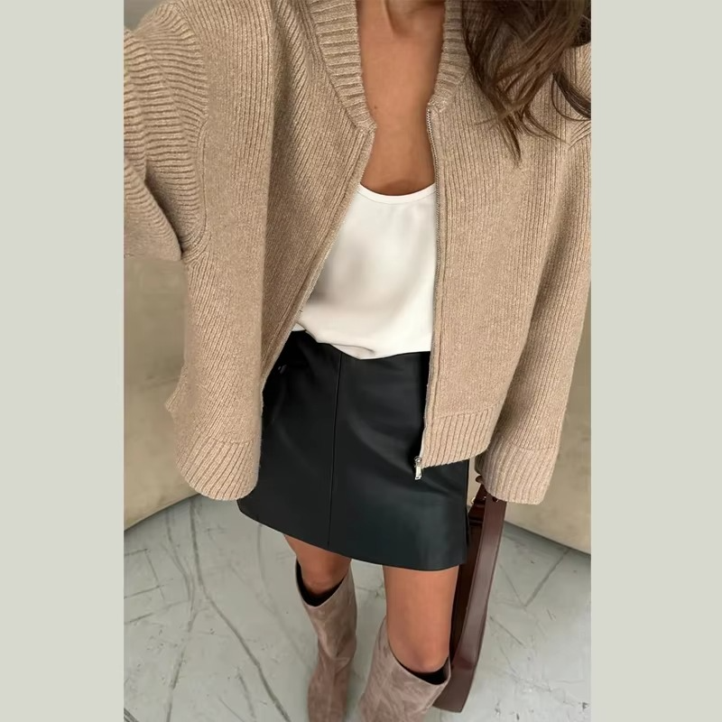 Women's Zipped Knit Cardigan for All Seasons